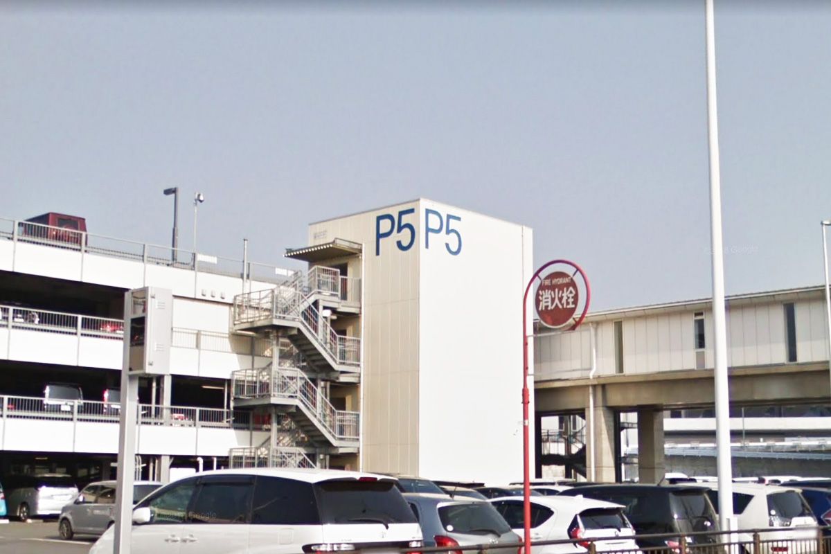 成田空港 P5駐車場