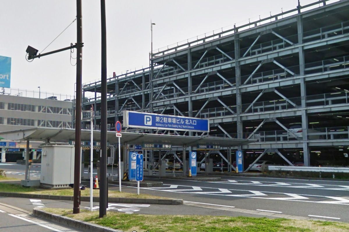 成田空港 P2駐車場